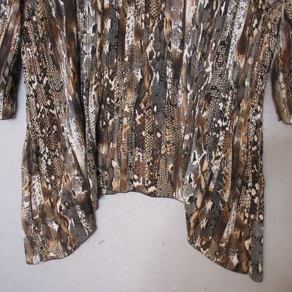 Catherines Top Tunic Plus 4X Snake Print Crinkle Studded Asymmetrical - Picture 10 of 11